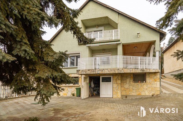 Eladó családi ház, Pilisborosjenőn 119.99 M Ft, 4 szobás
