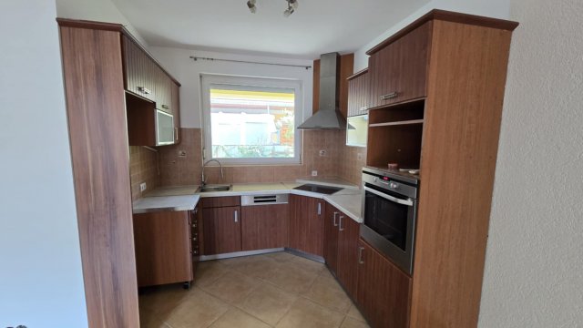 Kiadó családi ház, albérlet, Debrecenben 500 E Ft / hó