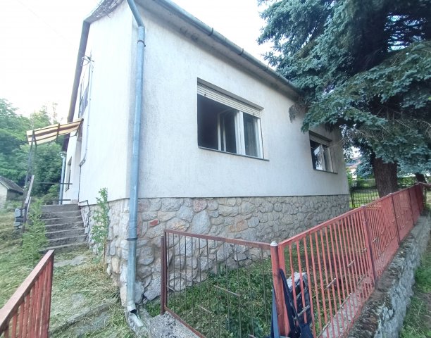 Eladó családi ház, Hőgyészen, Széchenyi István utcában