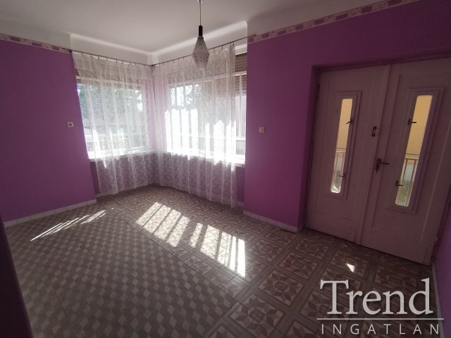Eladó családi ház, Baracson 35 M Ft, 3 szobás