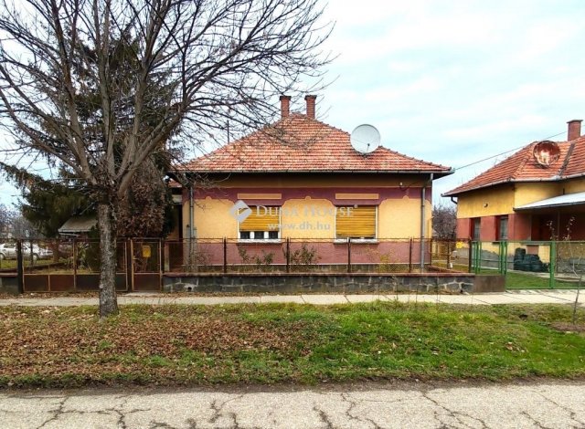 Eladó családi ház, Dévaványán 17.9 M Ft, 3 szobás