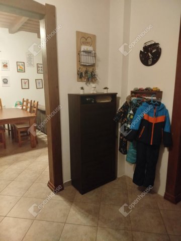 Eladó családi ház, Komáromban 67.5 M Ft, 4 szobás