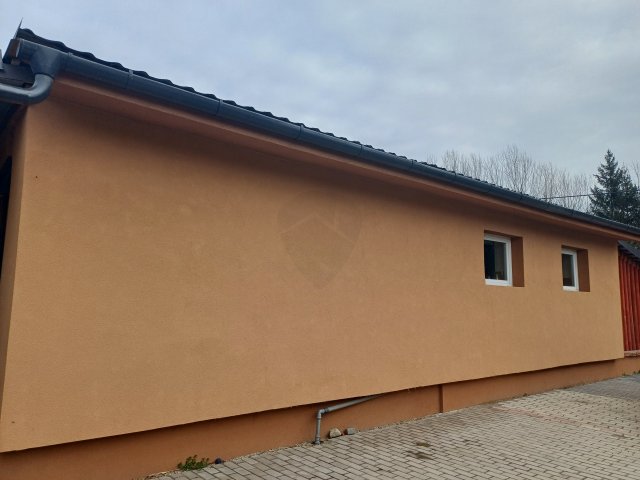 Eladó családi ház, Győrött 42.99 M Ft, 1+3 szobás