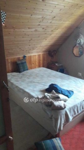 Eladó családi ház, Szelevényen 9.5 M Ft, 3 szobás