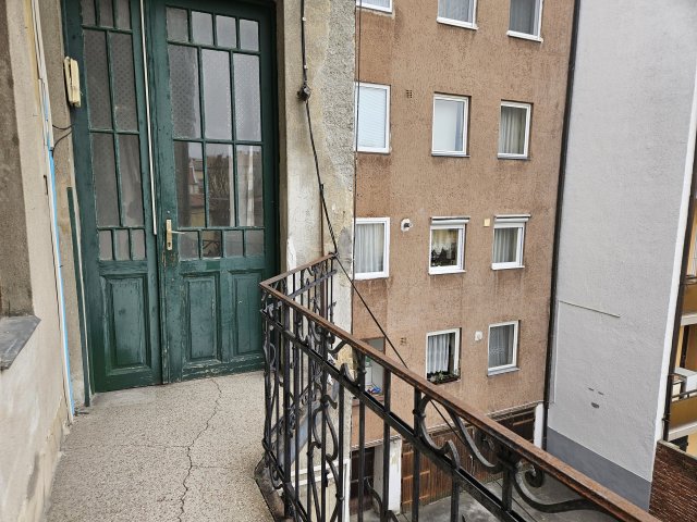 Eladó téglalakás, Győrött 33.9 M Ft, 2 szobás