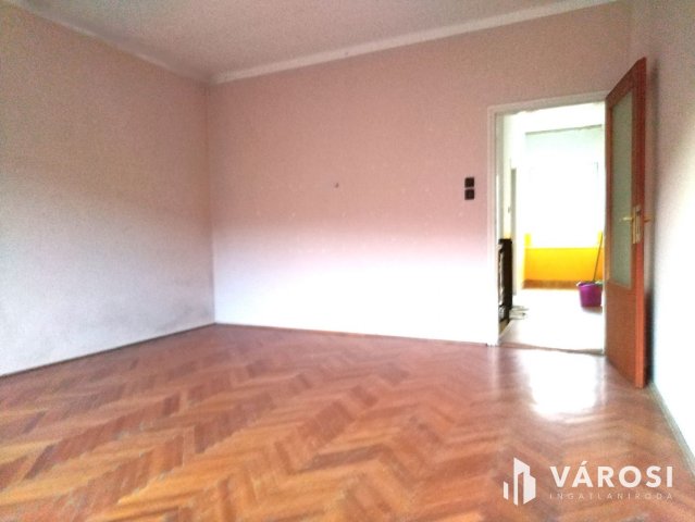 Eladó családi ház, Salgótarjánban 27.9 M Ft, 4+1 szobás