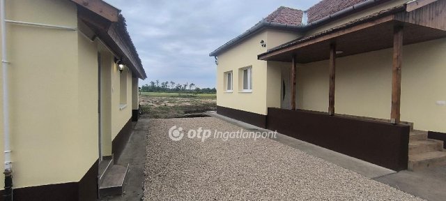 Eladó családi ház, Csanyteleken 45 M Ft, 3+1 szobás