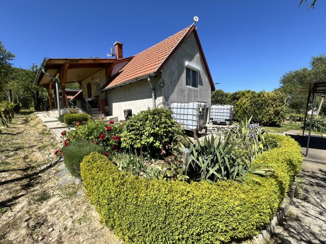 Eladó nyaraló, Balatonedericsen 79.9 M Ft, 2 szobás