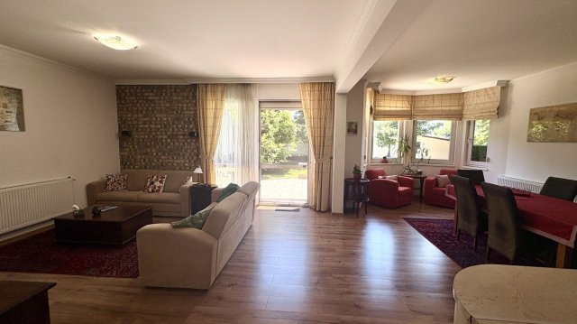 Kiadó ikerház, albérlet, Debrecenben 650 E Ft / hó, 4 szobás
