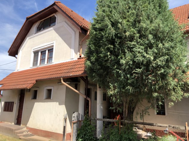 Eladó családi ház, Berettyóújfaluban 99.9 M Ft, 5 szobás
