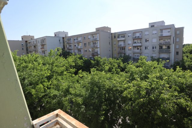 Eladó panellakás, Kecskeméten 39.99 M Ft, 2 szobás