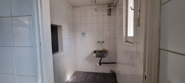 Kiadó üzlethelyiség, Debrecenben 430 E Ft / hó