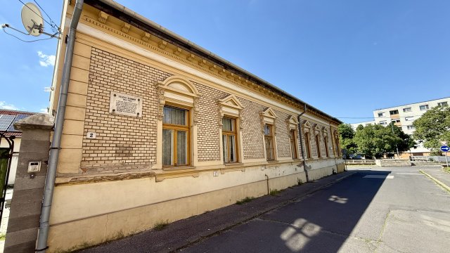 Eladó téglalakás, Miskolcon 44.9 M Ft, 3 szobás