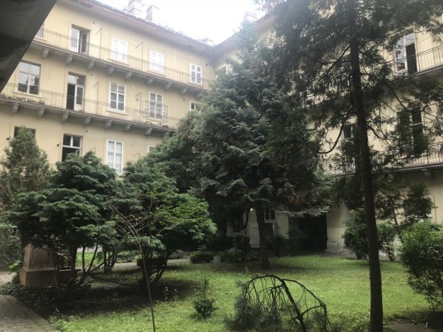 Eladó téglalakás, Budapesten, V. kerületben 109 M Ft, 1 szobás