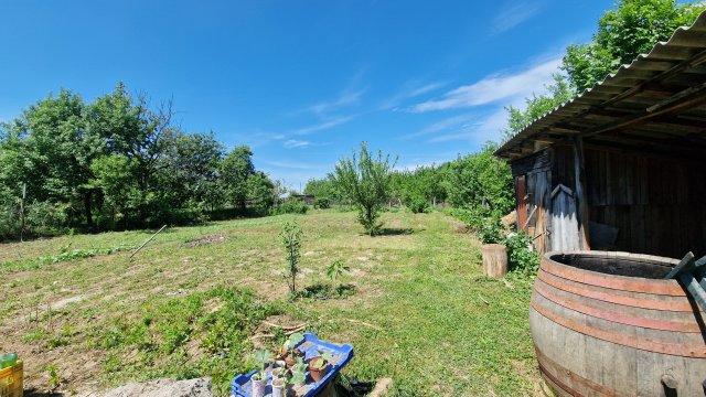 Eladó családi ház, Kemencén 22 M Ft, 3 szobás