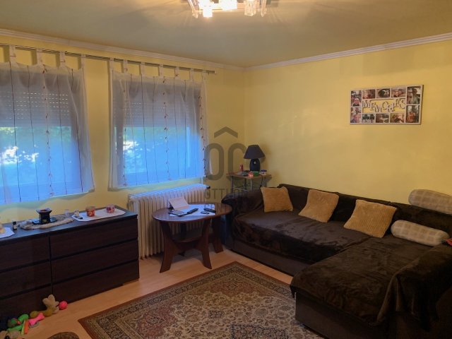 Eladó családi ház, Ercsiben 30.9 M Ft, 2 szobás