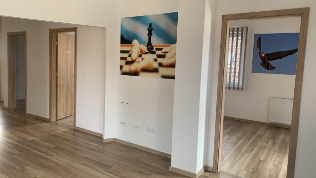 Eladó téglalakás, Egerben 75 M Ft, 2+2 szobás