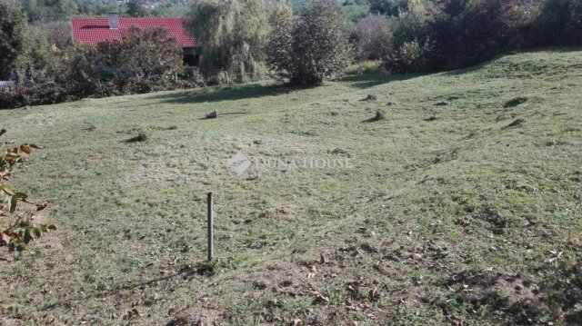Eladó telek, Komlón 1.99 M Ft / költözzbe.hu