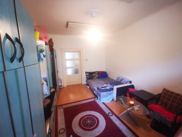 Eladó téglalakás, Budapesten, X. kerületben 13 M Ft, 1 szobás
