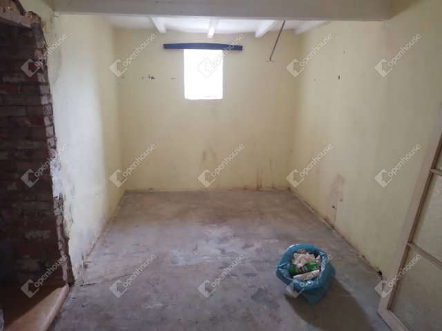 Eladó családi ház, Tótkomlóson 6.9 M Ft, 3 szobás
