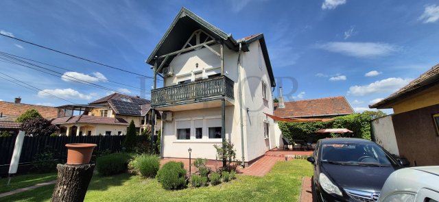 Eladó ikerház, Budapesten, XVIII. kerületben 84.9 M Ft