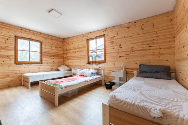 Eladó családi ház, Pétfürdőn 36 M Ft, 3 szobás