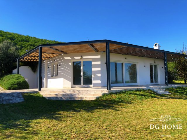 Eladó családi ház, Csopakon 349 M Ft, 3 szobás