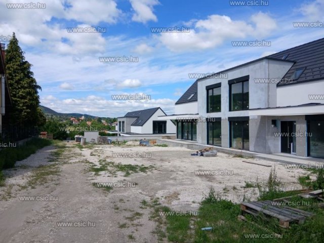 Eladó ikerház, Solymáron 199 M Ft, 5 szobás