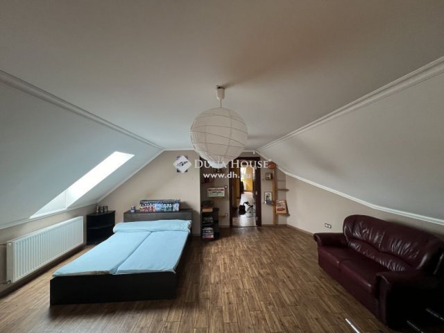 Eladó családi ház, Halásztelken 179 M Ft, 7 szobás