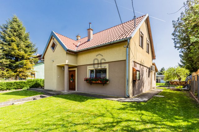 Eladó családi ház, Gödön 139 M Ft, 4 szobás