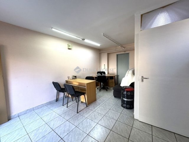 Eladó családi ház, Budapesten, XVIII. kerületben 199.9 M Ft