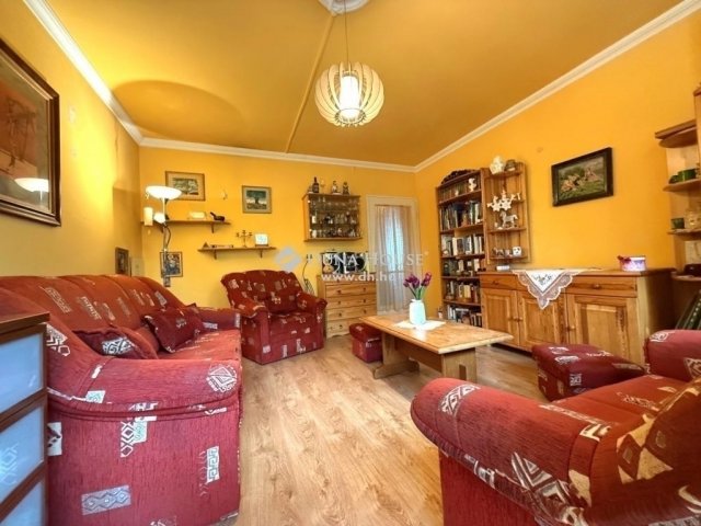 Eladó panellakás, Kecskeméten 45 M Ft, 3 szobás