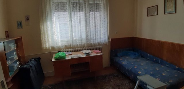 Eladó családi ház, Pilisvörösváron 79.8 M Ft, 5 szobás