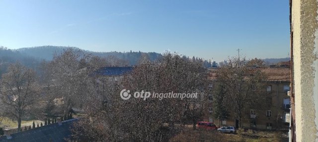 Eladó panellakás, Salgótarjánban 15.2 M Ft, 2 szobás