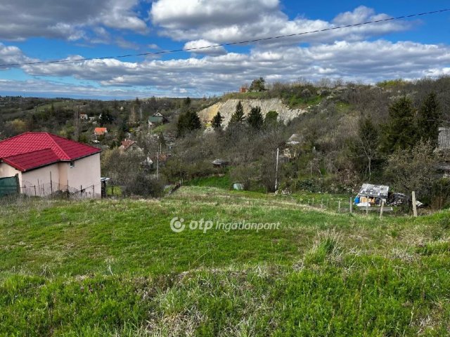Eladó telek, Egerben 8 M Ft / költözzbe.hu