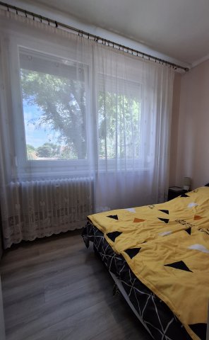 Eladó panellakás, Debrecenben 48.5 M Ft, 2 szobás