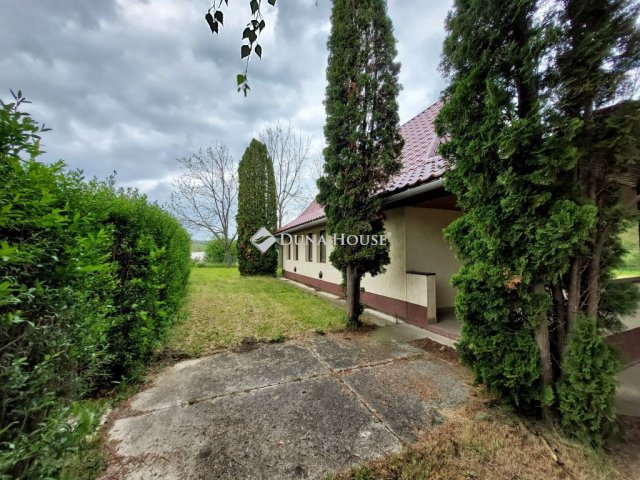 Eladó családi ház, Bakonycsernyén 35 M Ft, 2 szobás