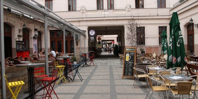 Eladó üzlethelyiség, Budapesten, VII. kerületben 14 M Ft