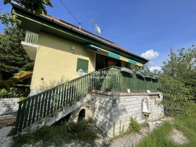 Eladó családi ház, Monorierdőn 64.9 M Ft, 3 szobás