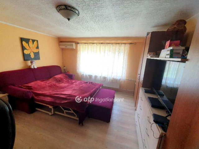 Eladó családi ház, Érden 77.9 M Ft, 4 szobás