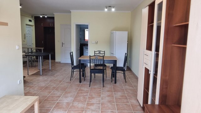 Kiadó téglalakás, albérlet, Szegeden 150 E Ft / hó, 2 szobás