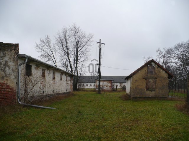 Kiadó ipari ingatlan, Debrecenben 1200 E Ft / hó