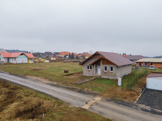 Eladó családi ház, Berkenyén 88.9 M Ft, 4 szobás