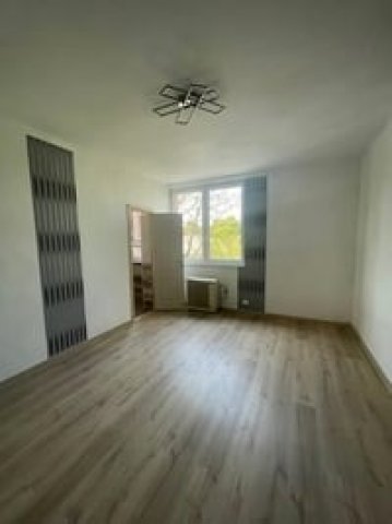 Kiadó téglalakás, albérlet, Nyíregyházán 110 E Ft / hó