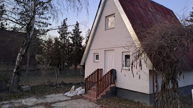 Eladó nyaraló, Pilismaróton 27 M Ft / költözzbe.hu