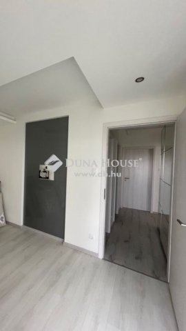 Eladó téglalakás, Gyömrőn 75 M Ft, 4 szobás