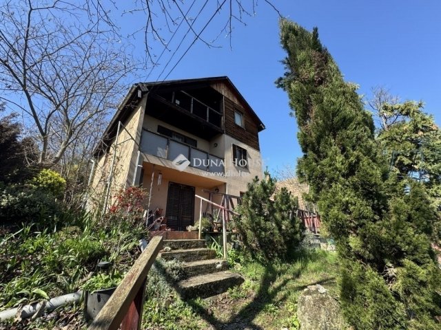 Eladó családi ház, Leányfaluban 89.9 M Ft, 2+3 szobás