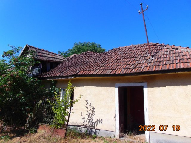 Eladó családi ház, Biriben 7.5 M Ft, 1+1 szobás