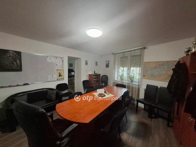 Eladó családi ház, Egerszóláton 35.9 M Ft, 2+1 szobás