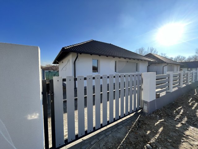 Eladó családi ház, Üllőn, Ócsai úton 76 M Ft, 4 szobás